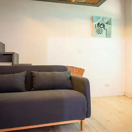 Lara Loft Centro Porta Susa *